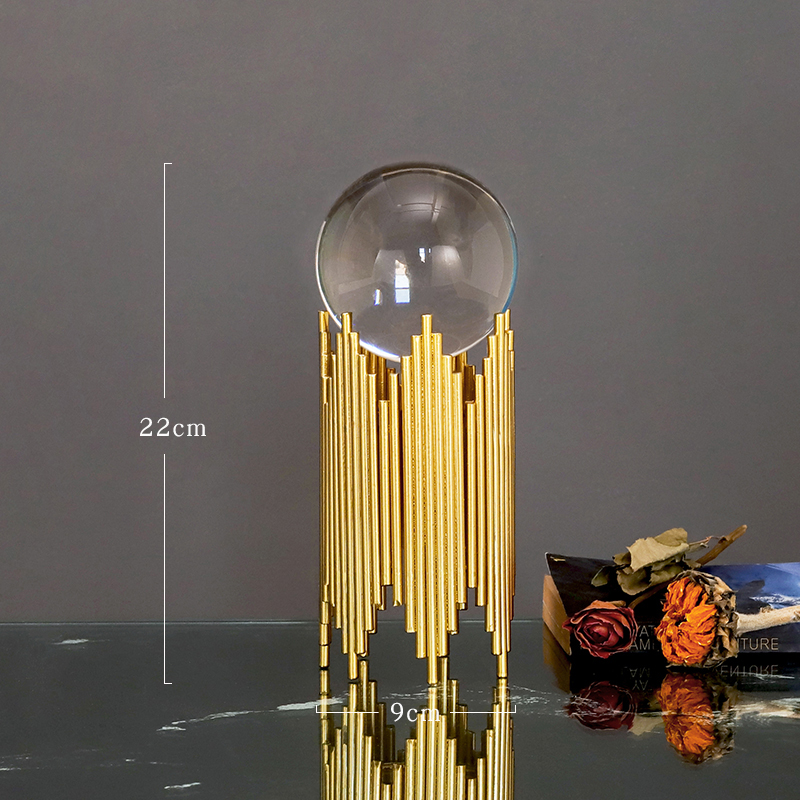 Crystal ball with base -CH-009